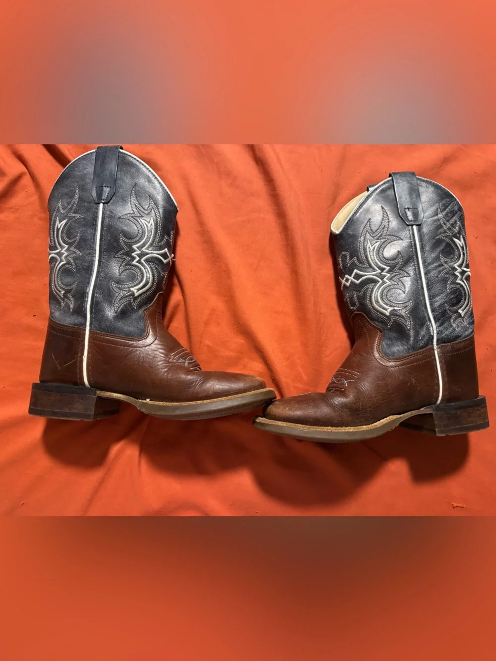 Boys 13.5 Old West Cowboy Boots